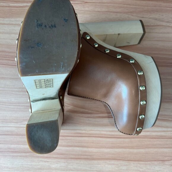 Michael Kors Perri Runway Platform Clogs - Picture 14 of 16